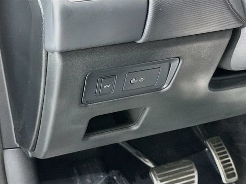 Used 2021 Land Rover Discovery S R-Dynamic AWD/4WD image 11