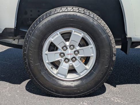 Used 2018 GMC Canyon W/T w/ Convenience Package image 12