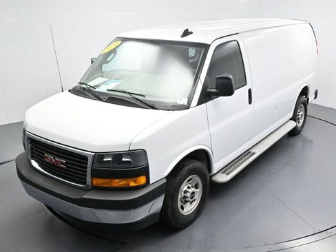 Used 2024 GMC Savana 2500 w/ Driver Convenience Package RWD image 32