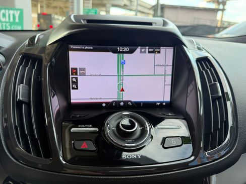 Used 2013 Ford Escape SEL image 28