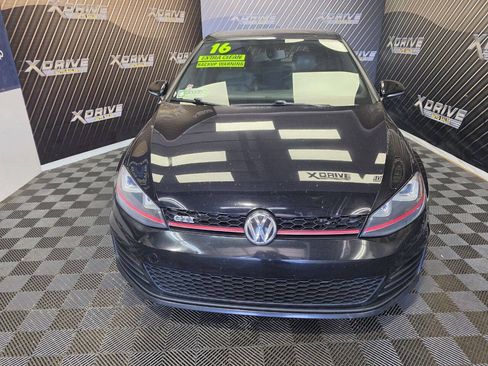 Used 2016 Volkswagen GTI SE FWD image 3