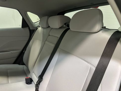 Used 2025 Hyundai Kona SEL FWD image 14