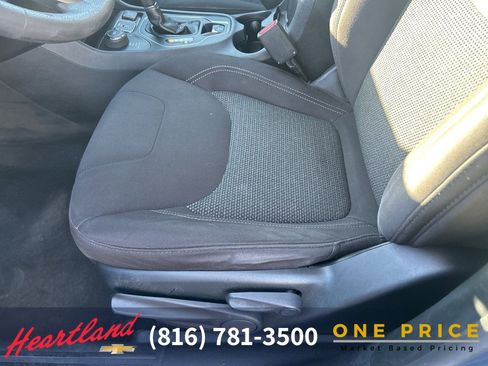 Used 2020 Jeep Cherokee Latitude image 19