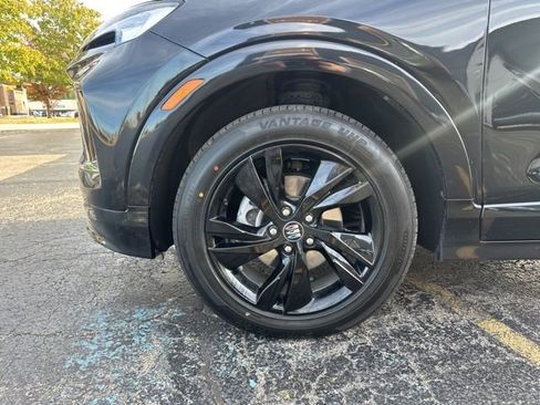 Used 2024 Buick Encore GX Sport Touring image 20