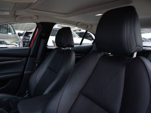 Used 2021 MAZDA MAZDA3 2.5 Turbo Sedan w/Premium Plus image 10