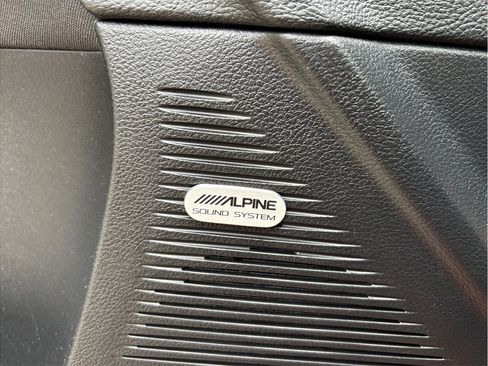 Used 2020 Dodge Challenger R/T Scat Pack RWD image 21