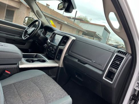 Used 2018 RAM 1500 Big Horn image 34