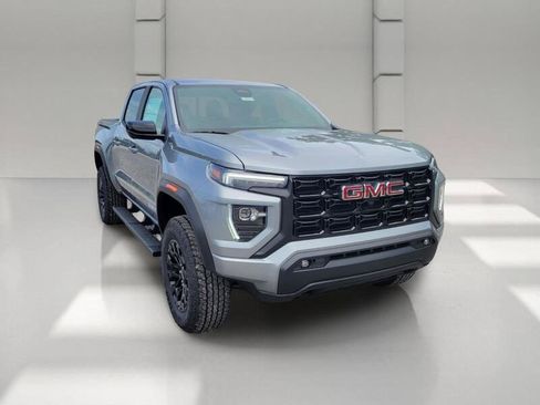 New 2026 GMC Canyon Elevation w/ Convenience Package RWD image 3