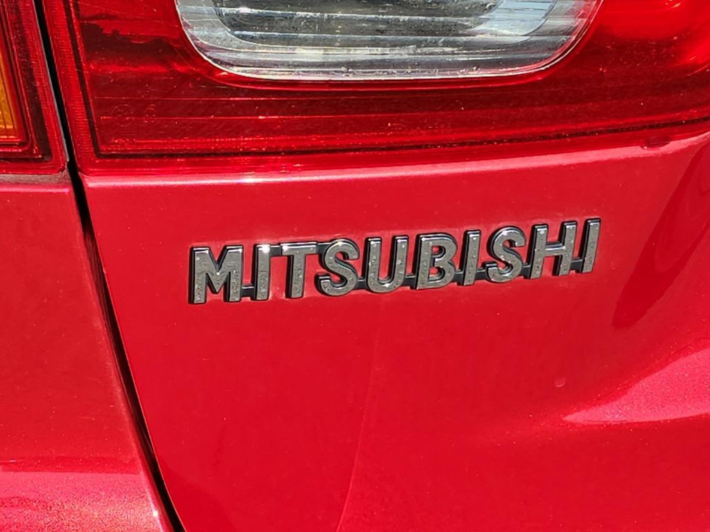 Used 2018 Mitsubishi Outlander Sport SE AWD/4WD image 35