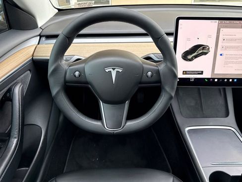 Used 2021 Tesla Model 3 Long Range image 11