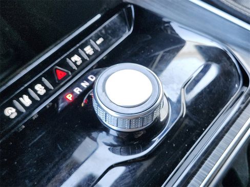 Used 2023 Jeep Wagoneer L Series III image 26