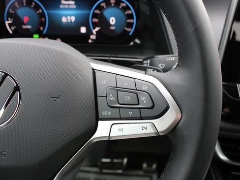 New 2026 Volkswagen Atlas Cross Sport SEL R-Line image 14