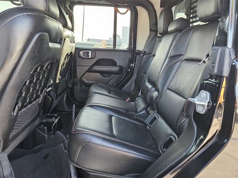 Used 2021 Jeep Gladiator Mojave image 23