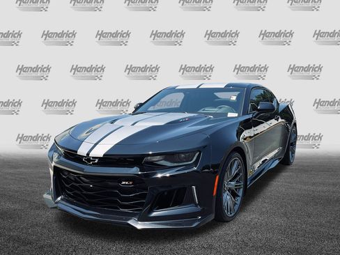 Used 2023 Chevrolet Camaro ZL1 RWD image 5