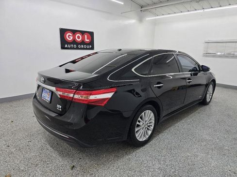 Used 2013 Toyota Avalon XLE Touring FWD image 7