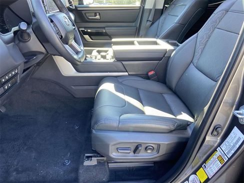 Used 2024 Toyota Tundra Limited image 17