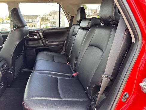 Used 2014 Toyota 4Runner Trail Premium image 5