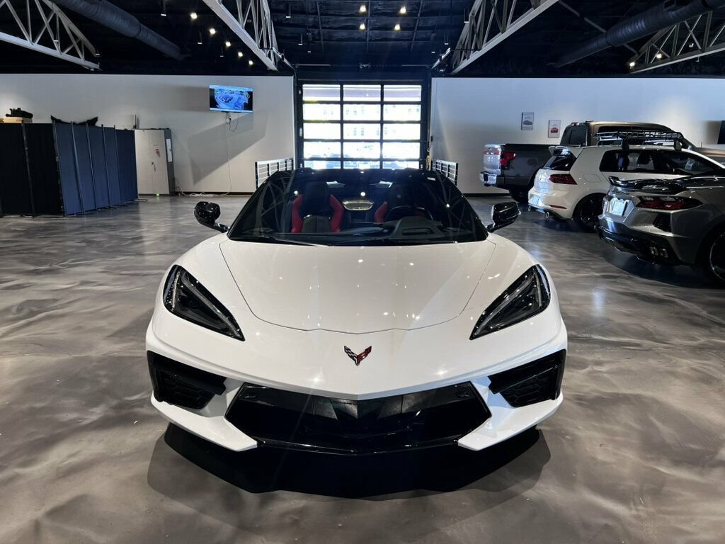 Used 2021 Chevrolet Corvette Stingray Premium Conv w/ Z51 Performance Package RWD image 12