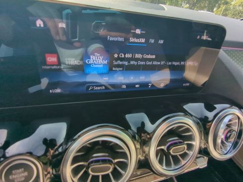 Certified 2025 Mercedes-Benz GLA 250 image 6