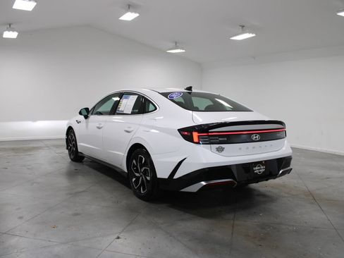 Used 2025 Hyundai Sonata SEL FWD image 7
