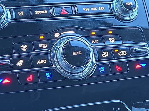 Used 2022 Lincoln Corsair Reserve w/ Luxury Package image 16