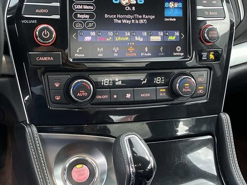 Used 2023 Nissan Maxima SL FWD image 29