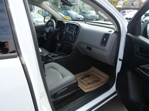 Used 2016 GMC Canyon W/T image 21