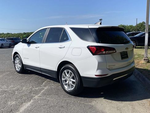 Used 2024 Chevrolet Equinox LT AWD/4WD image 3
