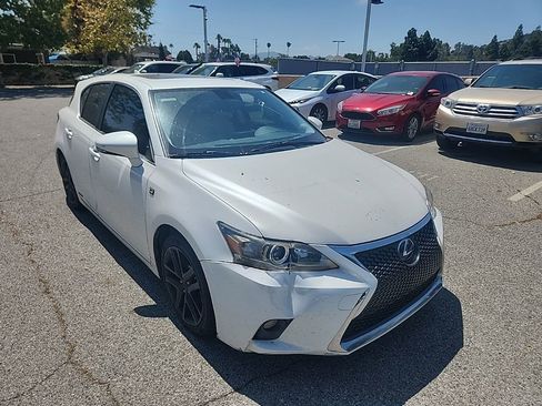 Used 2017 Lexus CT 200h w/ Navigation System Package FWD image 7