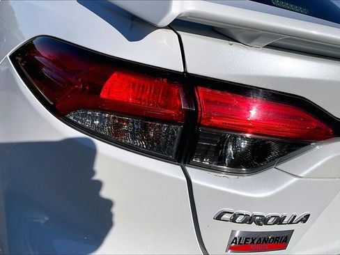 Used 2023 Toyota Corolla XSE image 28