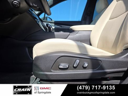 Used 2022 Cadillac XT6 Sport w/ Technology Package AWD/4WD image 11