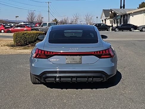 Used 2023 Audi e-tron GT Premium Plus image 13