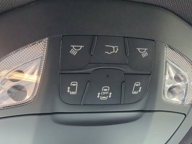New 2027 Chrysler Pacifica Select w/ Family Tech Group FWD image 20