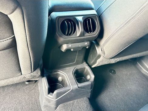 Used 2021 Jeep Wrangler Unlimited Sport S image 28