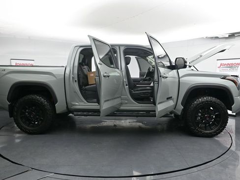 Used 2024 Toyota Tundra Limited image 50