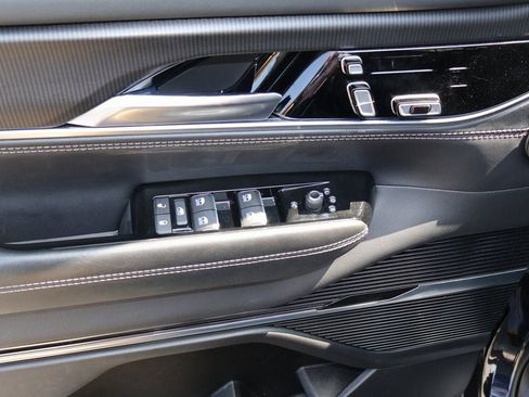 Used 2024 Jeep Grand Wagoneer L Series II w/ Quick Order Packagew 28T image 18