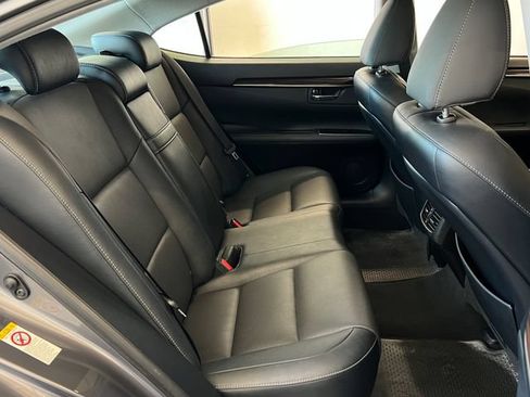 Used 2017 Lexus ES 350 w/ Premium Package FWD image 43