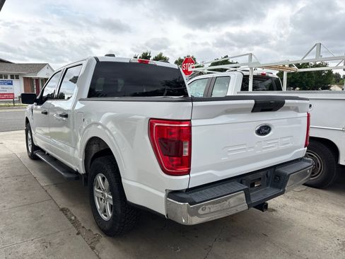 Used 2021 Ford F150 XLT w/ Equipment Group 301A Mid RWD image 3
