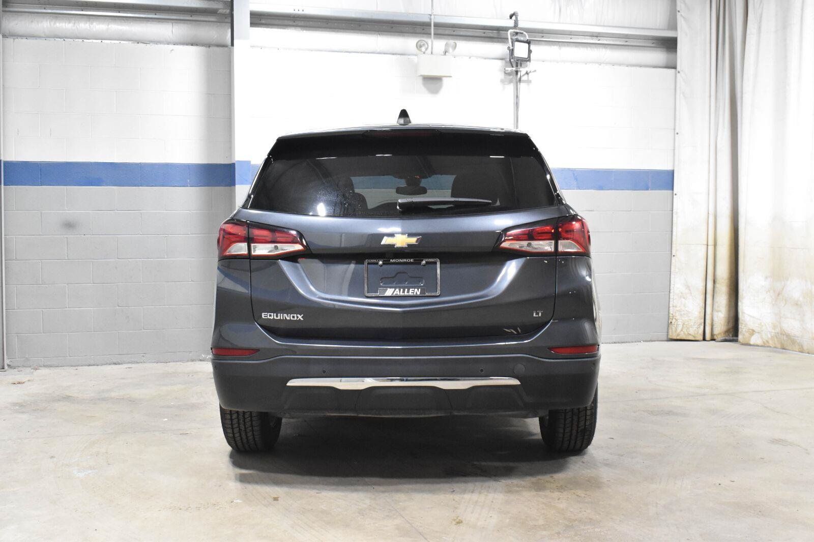 Used 2023 Chevrolet Equinox LT FWD image 23