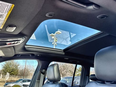 New 2026 Jeep Grand Cherokee Limited RWD image 25