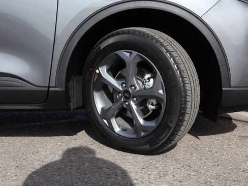 New 2026 Ford Escape ST-Line w/ Tech Pack #1 image 13