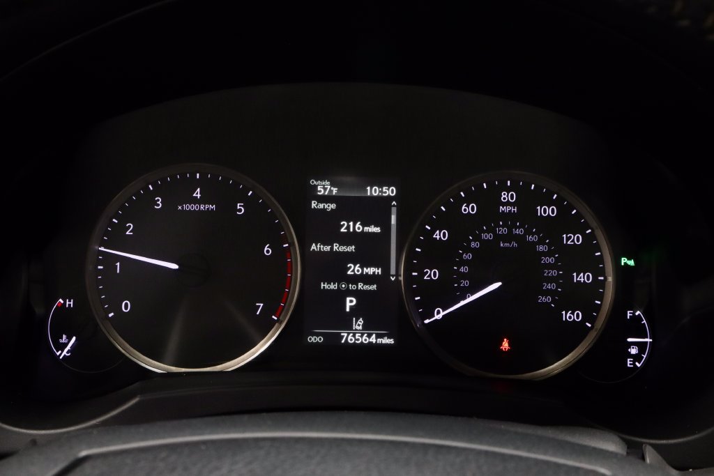 Used 2019 Lexus IS 300 w/ Premium Package RWD image 28