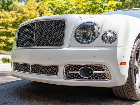 Used 2019 Bentley Mulsanne Speed image 73