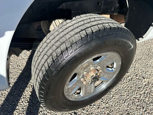 Used 2017 RAM 3500 SLT w/ Protection Group image 41