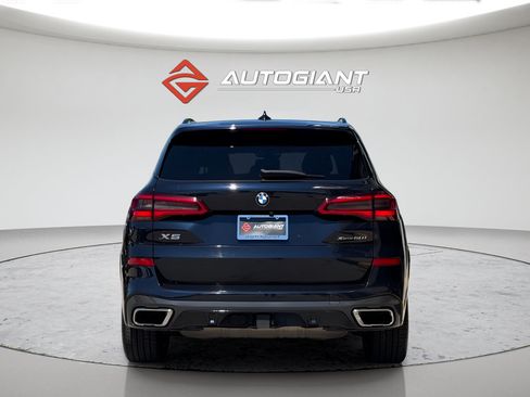 Used 2019 BMW X5 xDrive50i w/ M Sport Package AWD/4WD image 14
