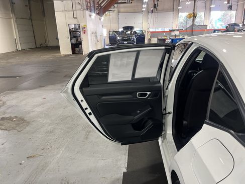 Used 2024 Honda Civic Sport image 21