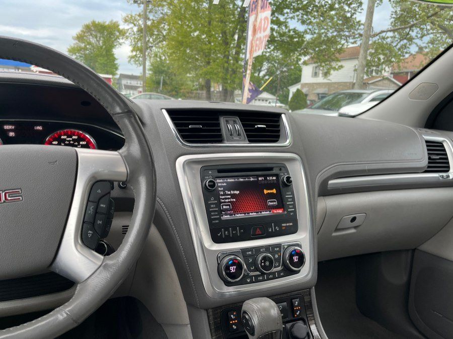 Used 2017 GMC Acadia Limited SLT AWD/4WD image 22