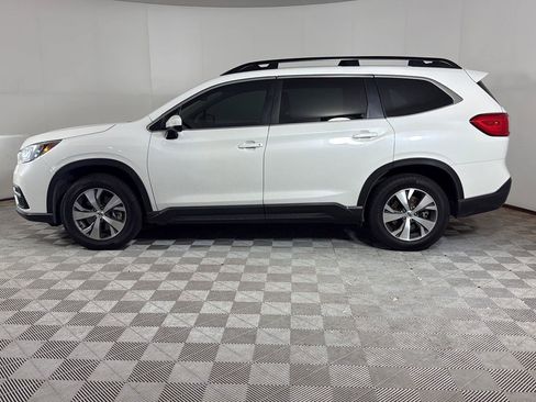 Used 2019 Subaru Ascent Premium AWD/4WD image 4