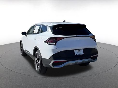 Used 2025 Kia Sportage LX image 11