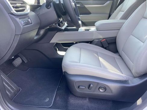 New 2026 GMC Acadia Elevation w/ Elevation Premium Package image 10